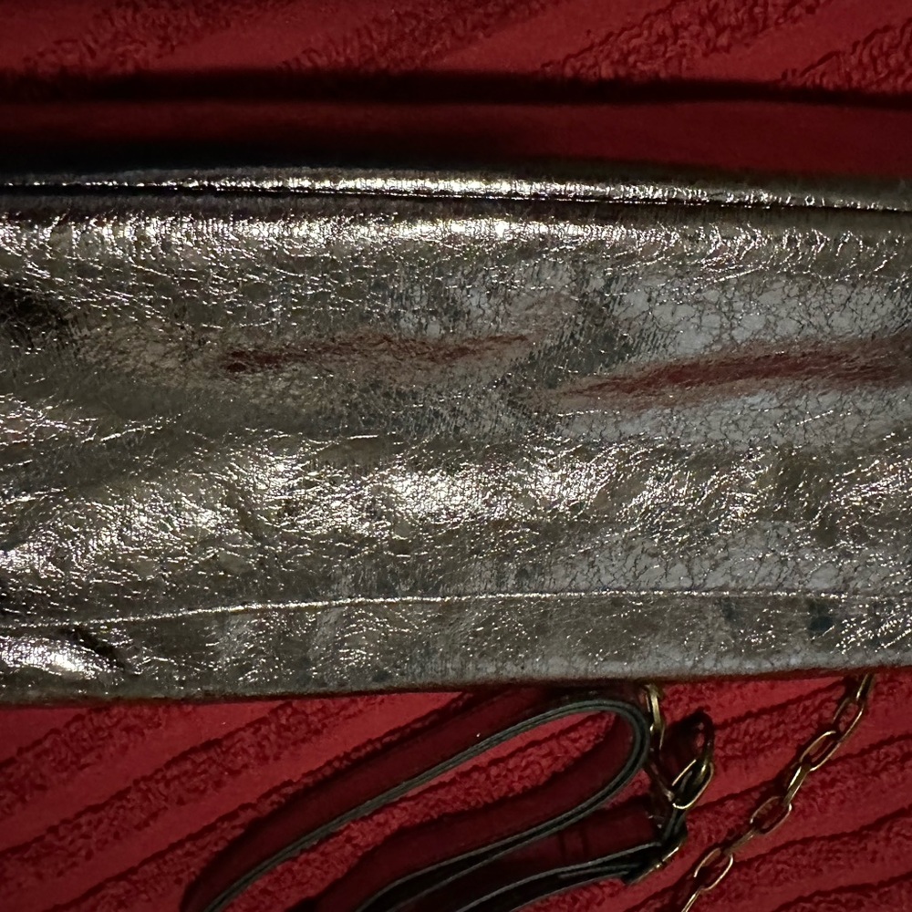 Metallic crossbody bag